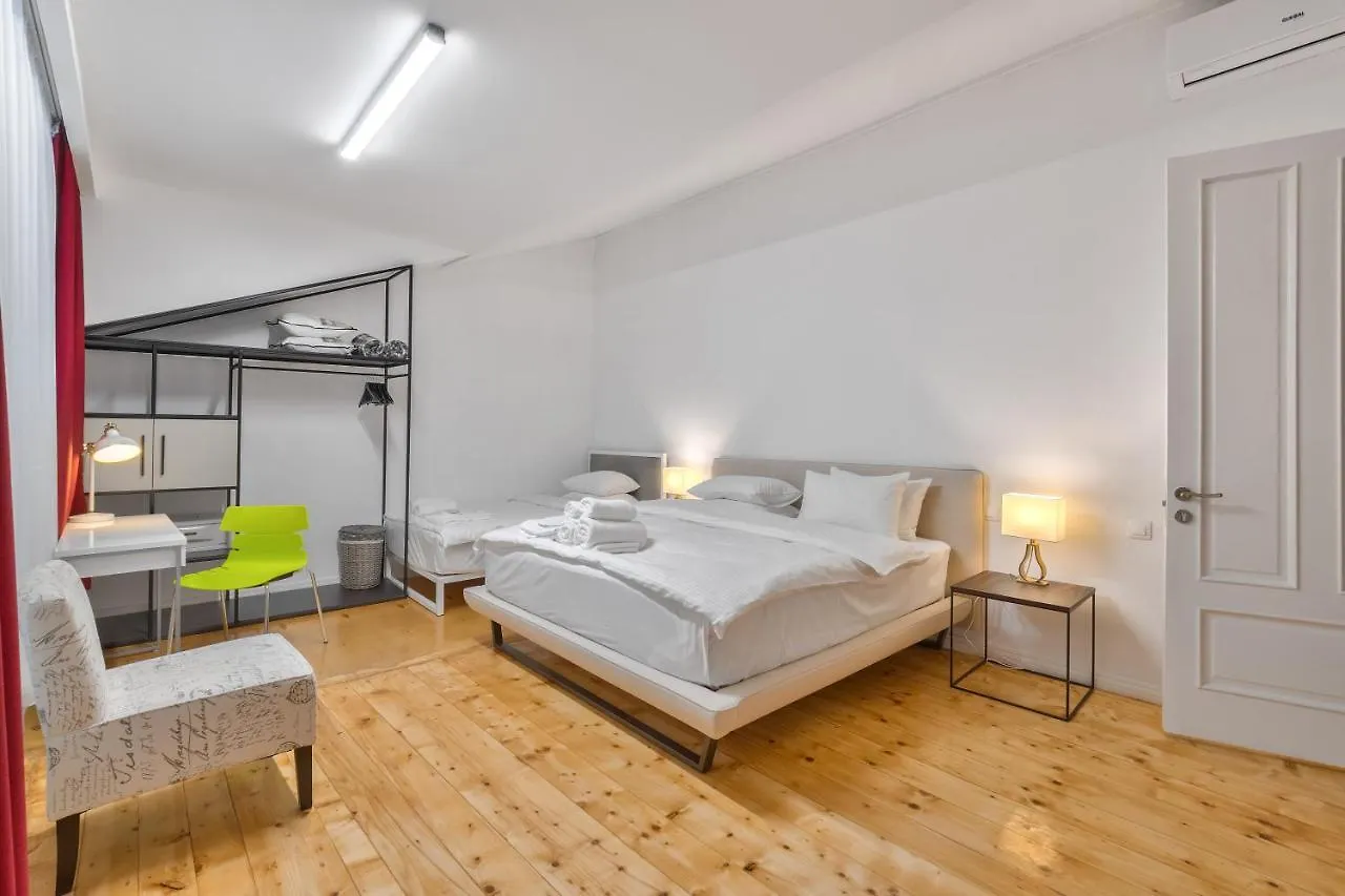 Rustaveli N26 Hotel Apartments 第比利斯 格鲁吉亚
